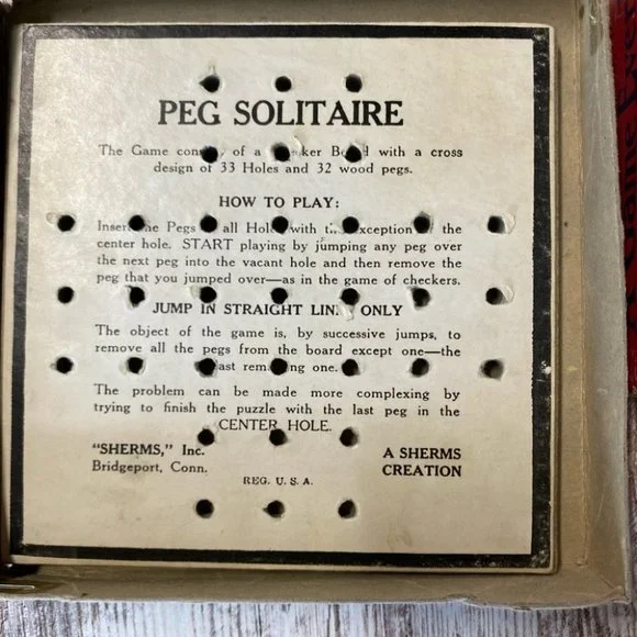 Vintage Peg Solitaire Game - Picture 8 of 12